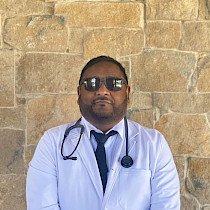 Dr. Felipe González